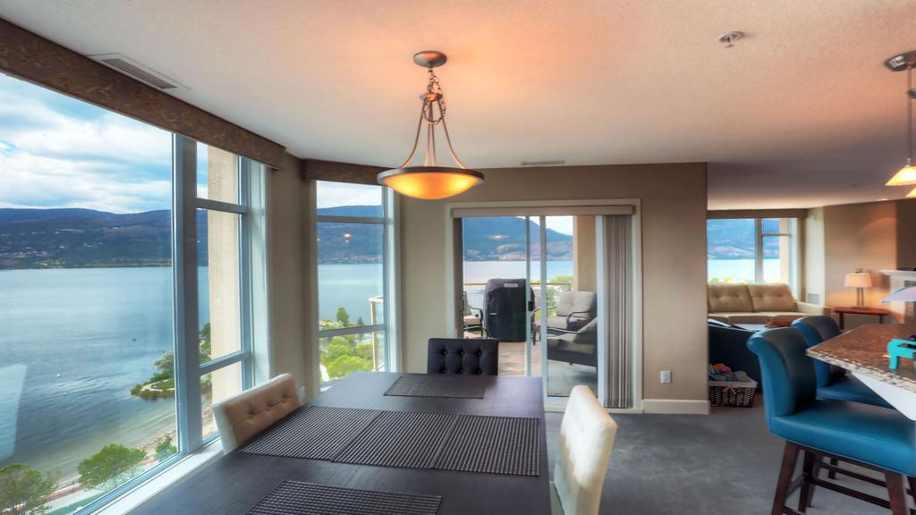 Sunset Waterfront Resort By Kelownacondorentals Exterior foto